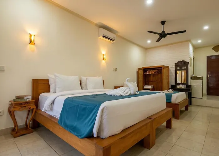 Gasthuis Rumah Rini By Rumah Weda 2*